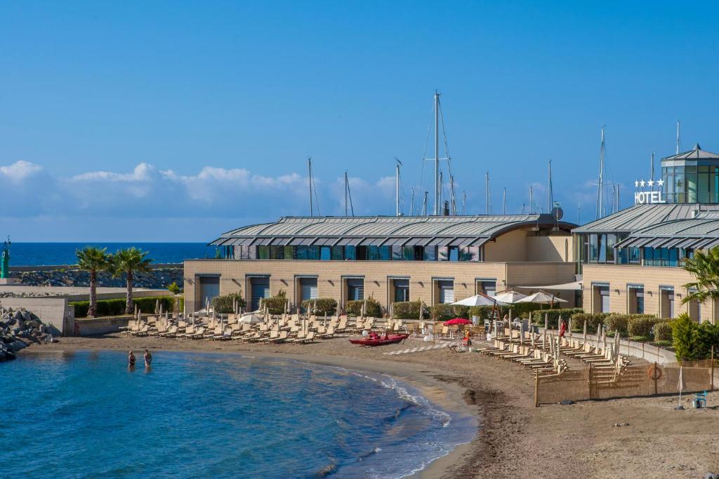 Hotel Riviera Dei Fiori